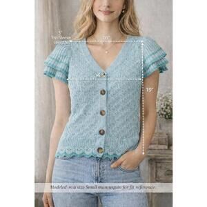 Design History Women's Artic Blue Short Sleeve Sweater